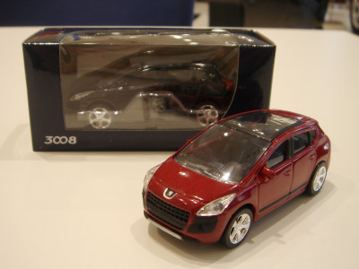 RCZ & 3008　ミニカー入荷です！