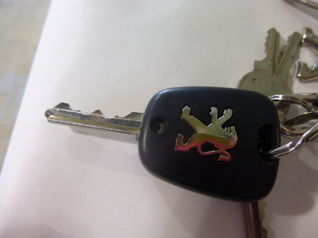 車の鍵！？