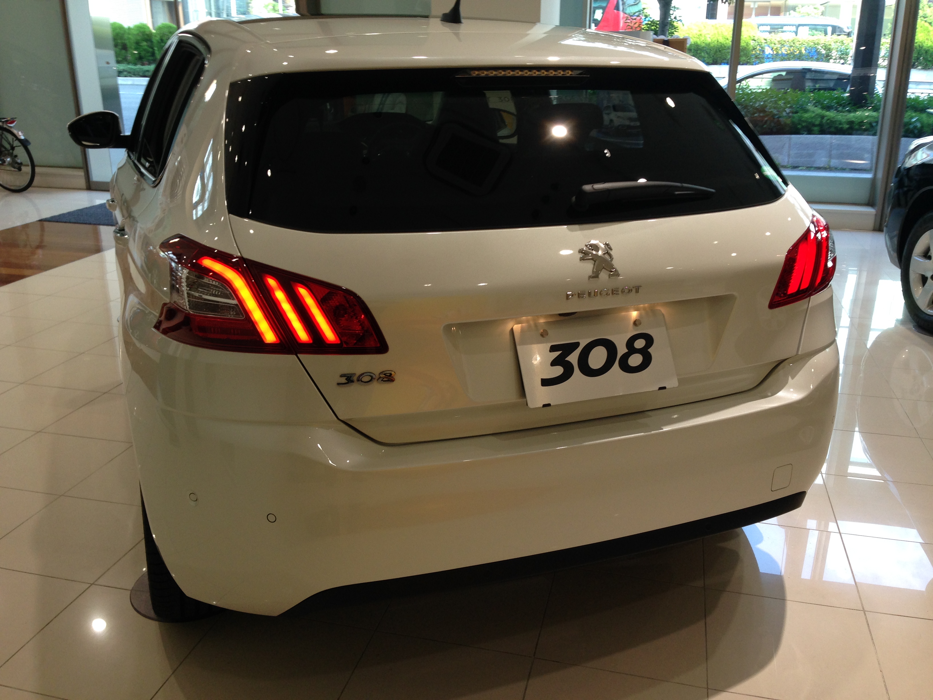 NEW３０８展示始めました