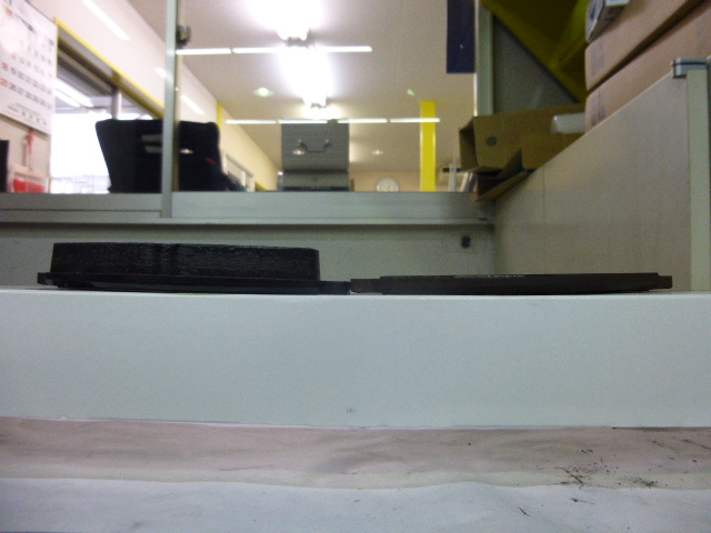 ブレーキパッド！