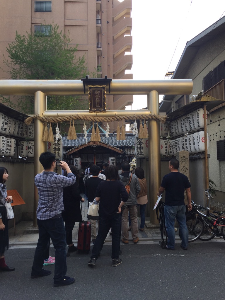 うろうろしてます
