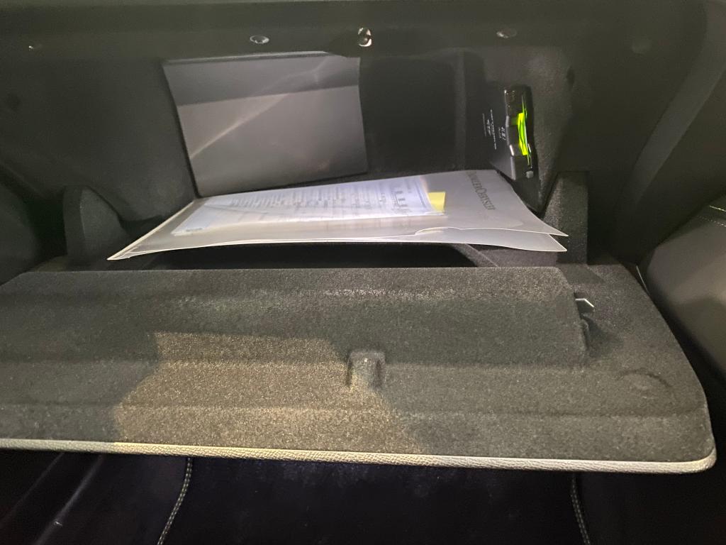 プジョー営業マンがチェックしてみたNEW308情報チラ見せ！
