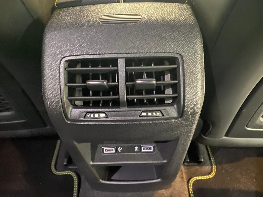 プジョー営業マンがチェックしてみたNEW308情報チラ見せ！