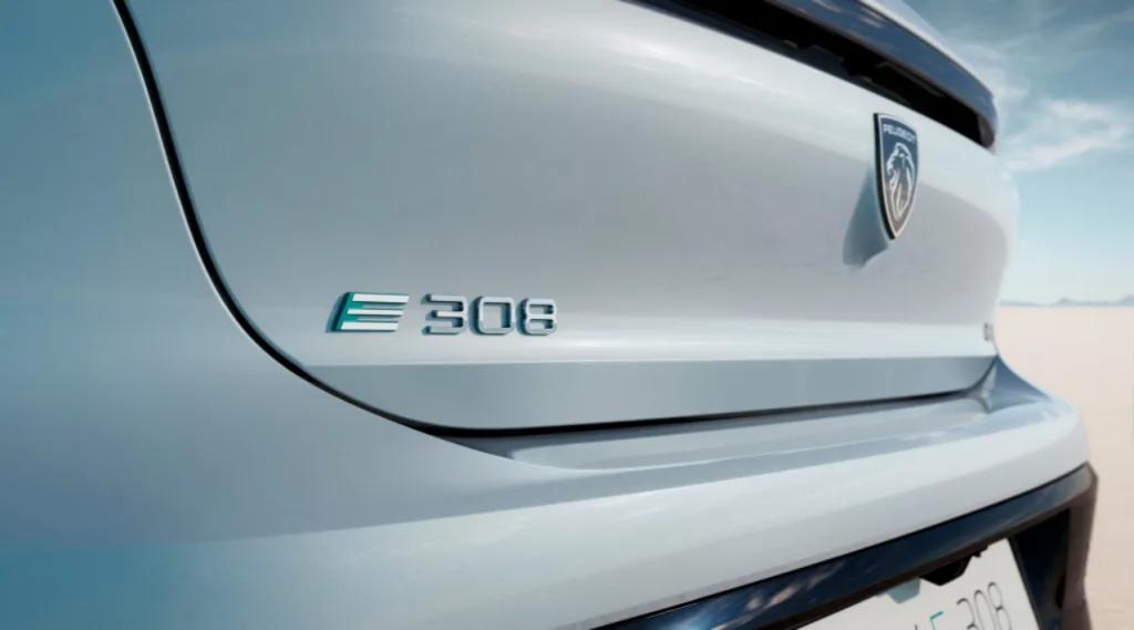プジョーE-308/E-308SW発表！