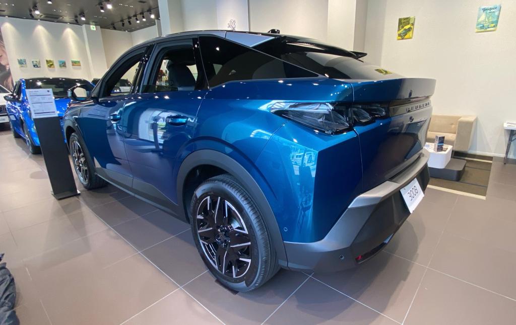 【NEW PEUGEOT 3008 GT HYBRID】ショールームに登場！✨