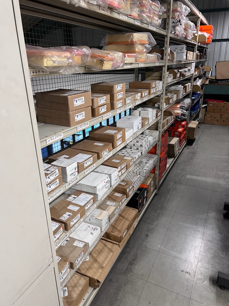 部品がいっぱい