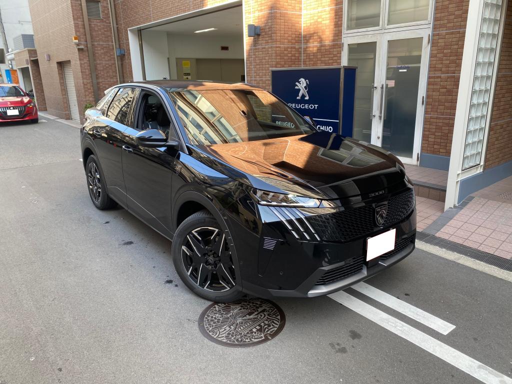 3008 GT HYBRID Black Edition 入庫しました♪