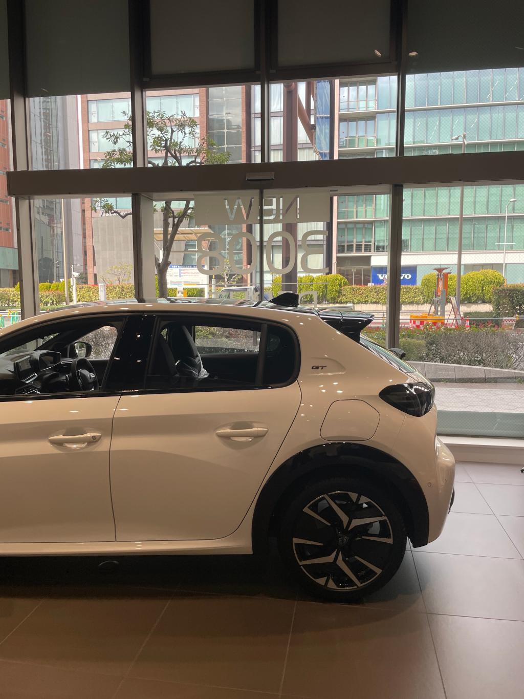 208の魅力をご紹介(^^♪