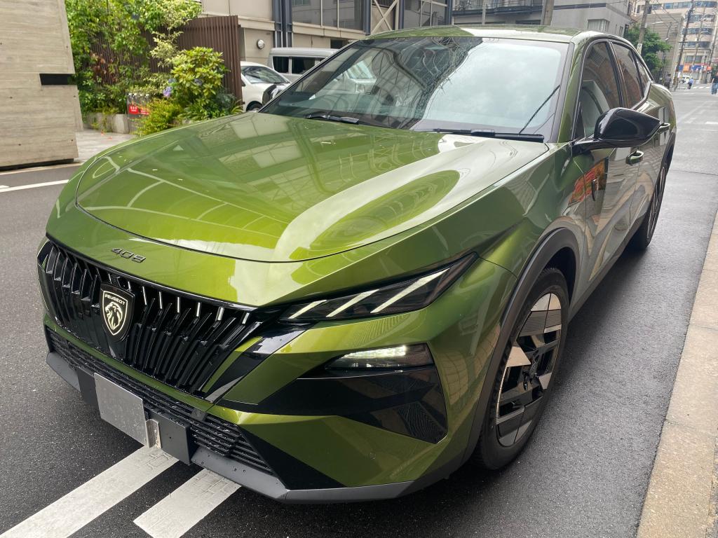 New フェイスの 408 が入庫しました♪